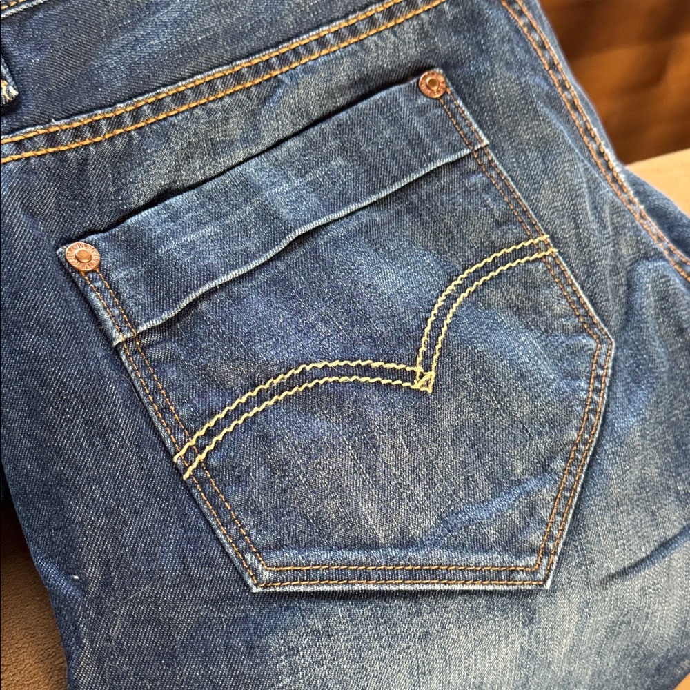 Levi's Vintage 514 Men's Slim Straight Jeans in Dark Blue Denim cowboy low rise